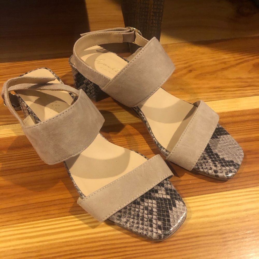 Avellini Genuine Leather Snakeskin Ankle Strap Block Heel Sandal-NWT, never worn
